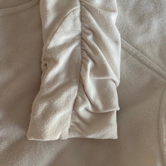 Lulu Lemon Velour Hoodie/Turtleneck - Picture 3 of 11